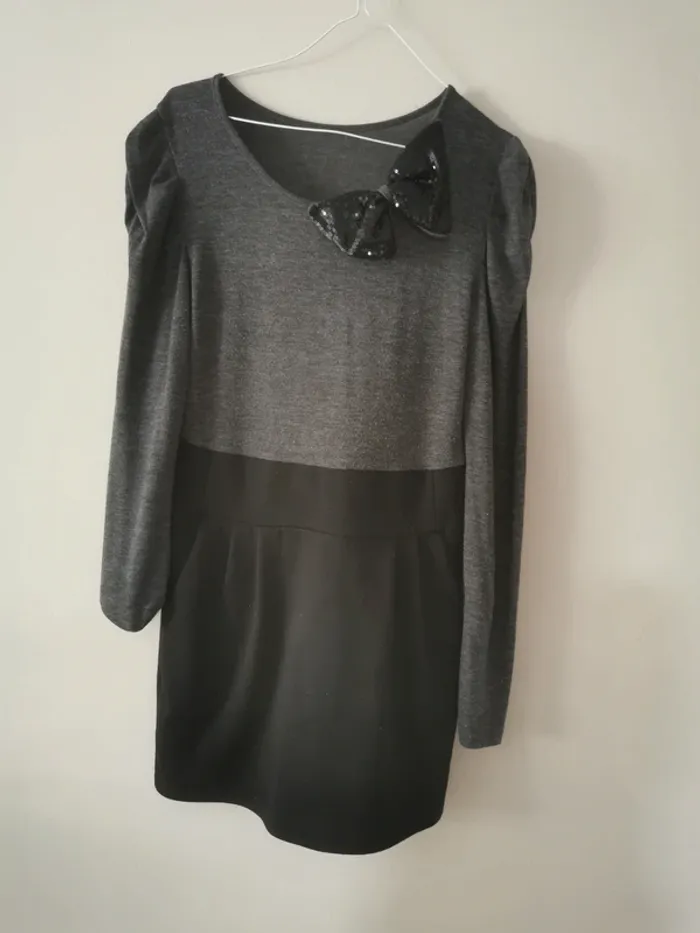 Robe pull tailleur - photo numéro 2