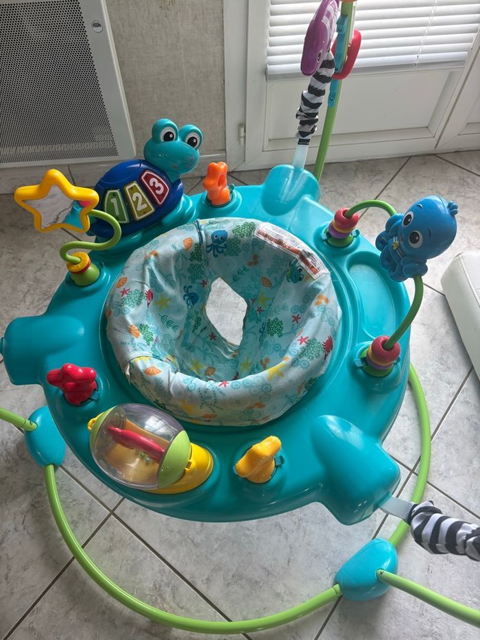 Jumperoo - photo numéro 2
