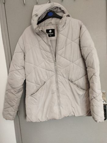 Doudoune femme en très bon état marque tex taille S 