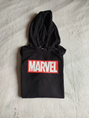 Pull à capuche Kiabi taille S Marvel