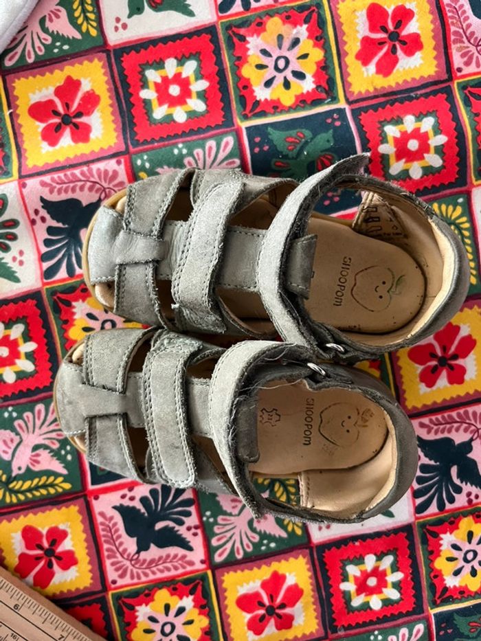 Chaussures sandales bout fermés - photo numéro 3