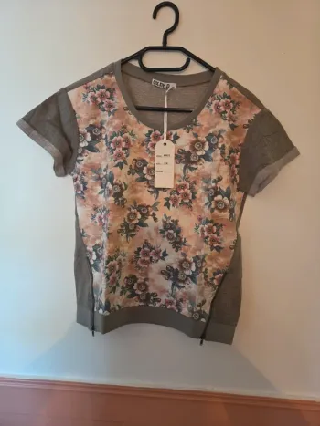 Tee shirt oxana