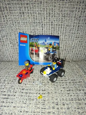 Lego 60006 - Le 4x4 de la police spéciale
