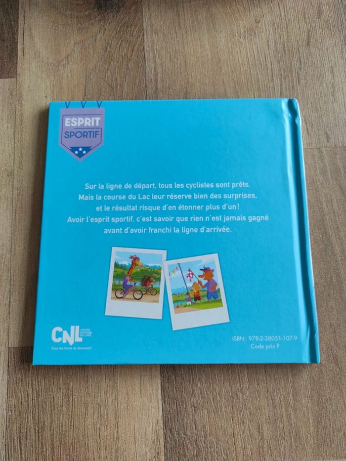 Livre : La course de vélo - photo numéro 2