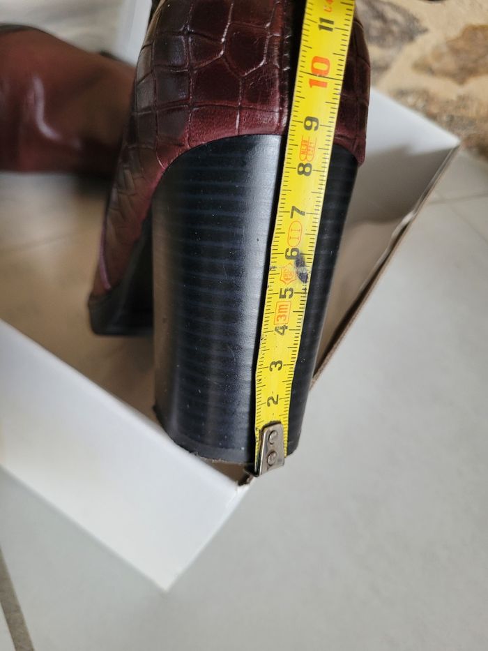 Boots à talons bordeaux - photo numéro 5
