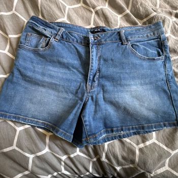 Short femme