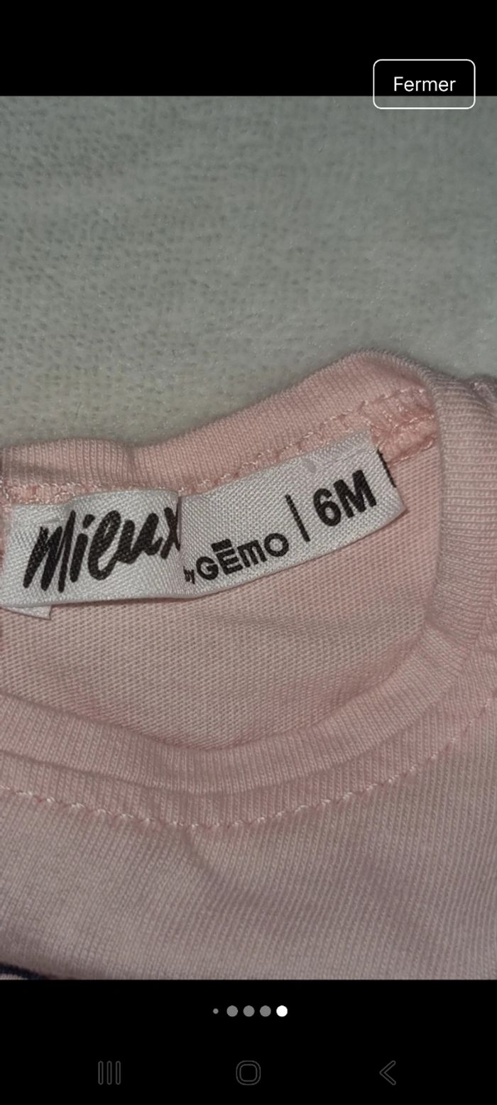 Tee-shirt manche courte 6 mois en très bon état - photo numéro 8