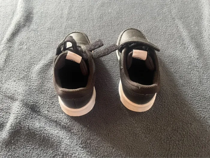 Baskets/chaussures - photo numéro 3