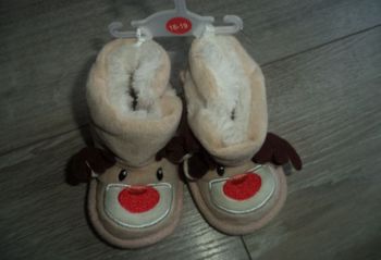 Chaussons neufs de Noel