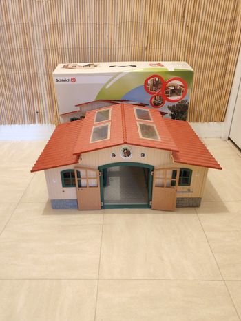 Ecurie Schleich 42110