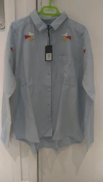 Chemise manches longues bleu ciel