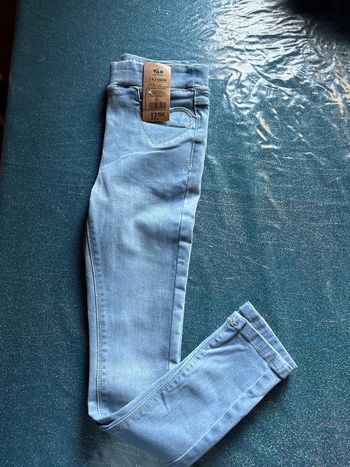 Tregging taille 7 ans neuf