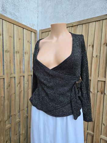 Top noir et or vintage 🍒années 2000 y2k🍒taille unique voir mesures descriptif