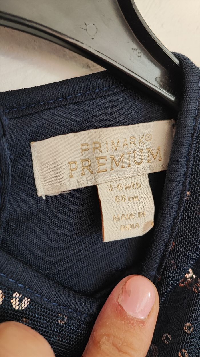 Robe marine or primark 6 mois - photo numéro 4