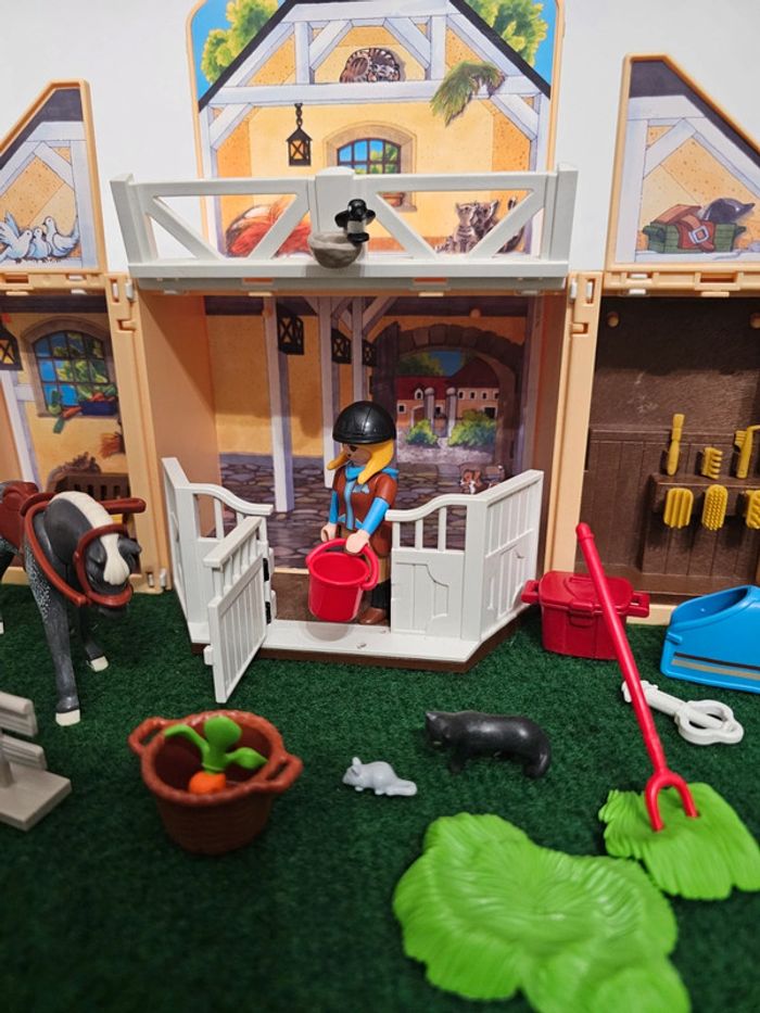 Playmobil coffre Écurie 5418 - photo numéro 3