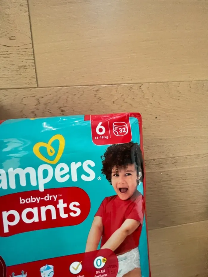 Couches Pampers taille 6 - photo numéro 2