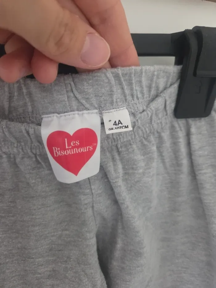 Pyjama bisounours 4ans - photo numéro 4