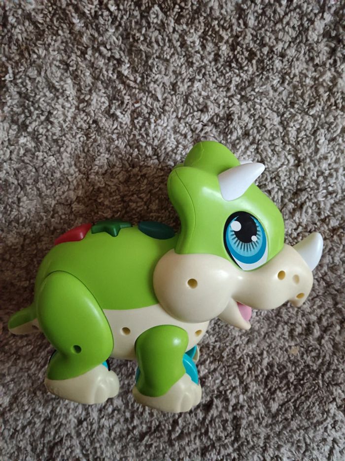 Dinosaure triceratops - photo numéro 3