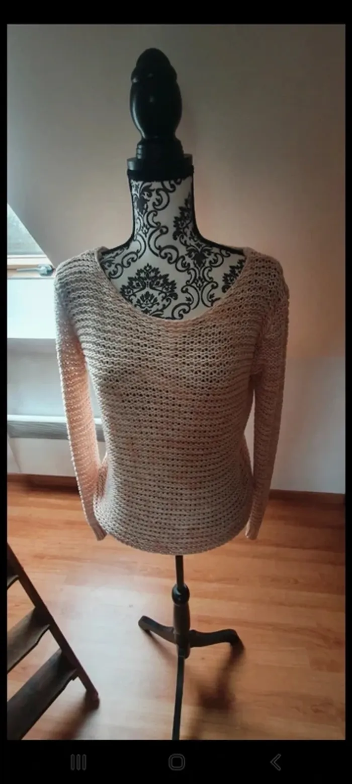 Pull ajouré