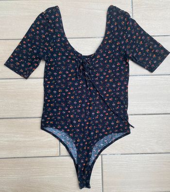 Haut / body fleurie - 36