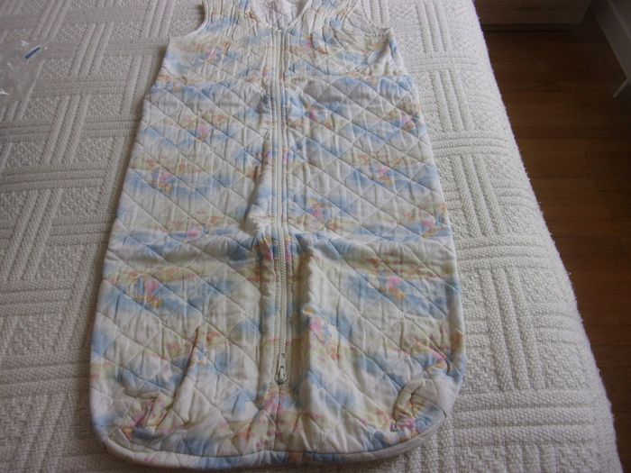 gigoteuse taille 6/12 mois