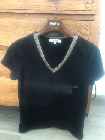 tee-shirt noir