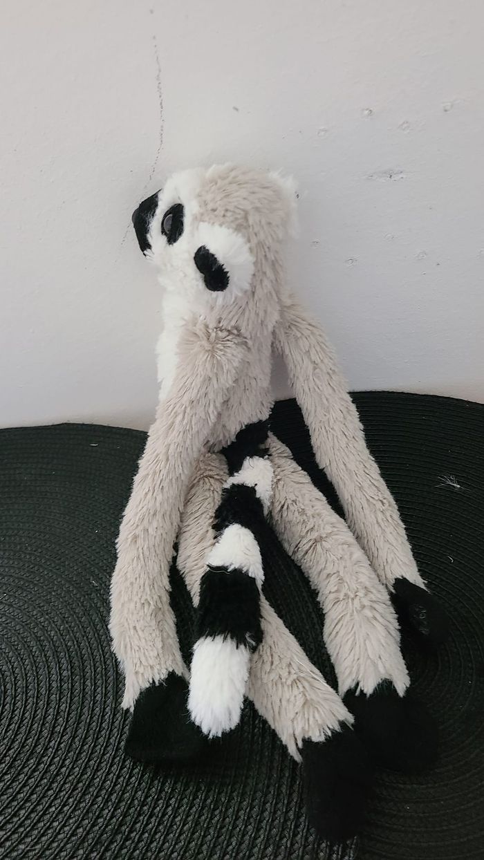 PELUCHE DOUDOU LÉMURIEN blanc gris - photo numéro 2