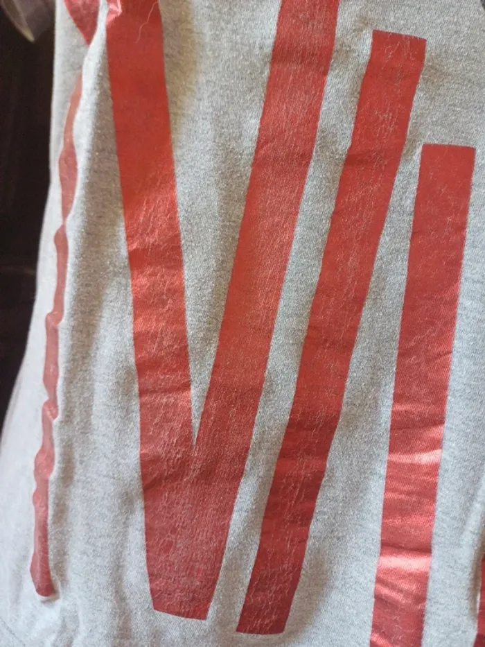 Tee shirt gris motifs taille 34/36 - photo numéro 2
