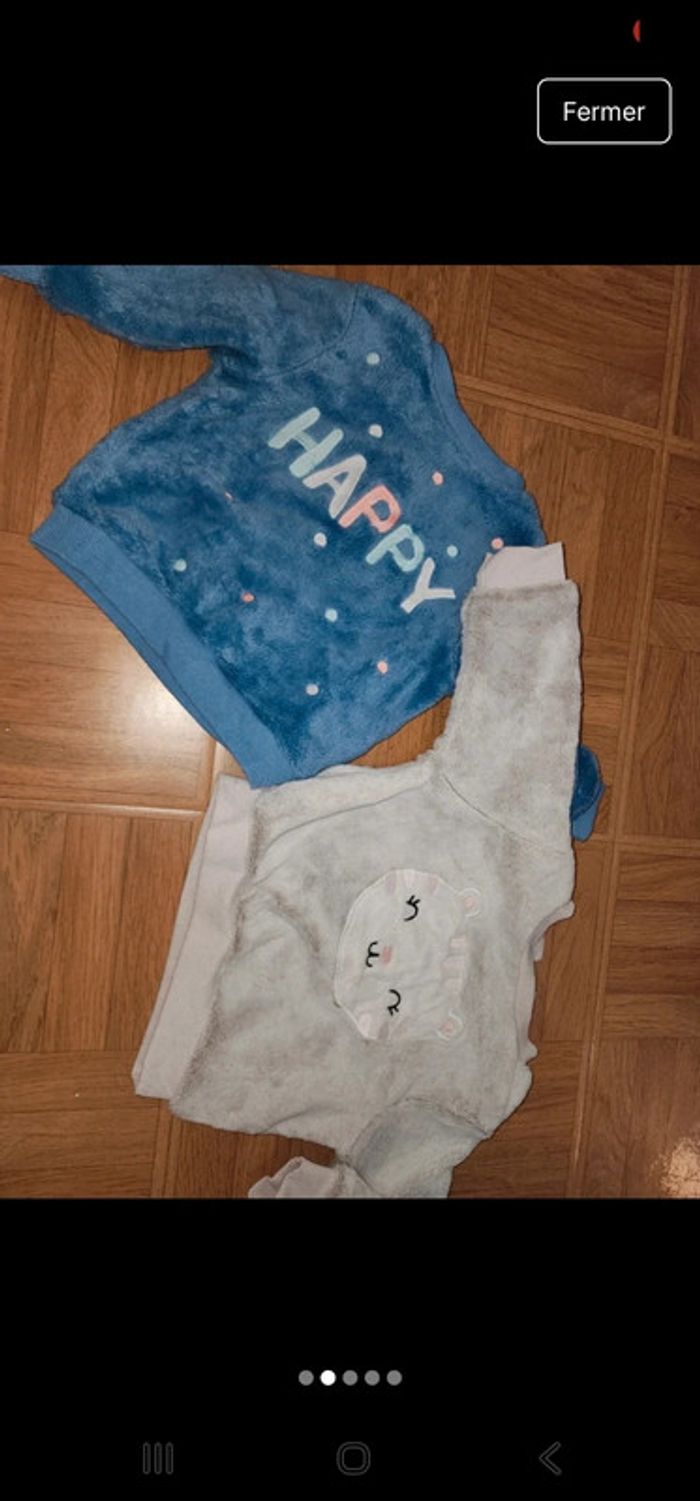 2 pulls taille 9 mois - photo numéro 2