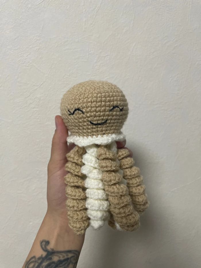 Pieuvre méduse amigurumi