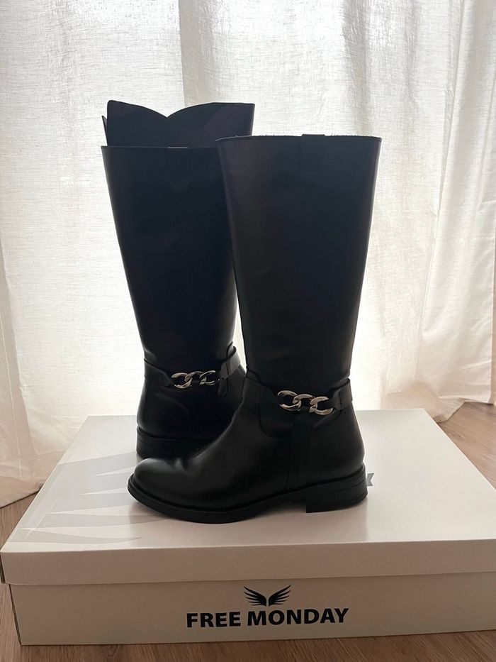 Bottes hautes - photo numéro 2