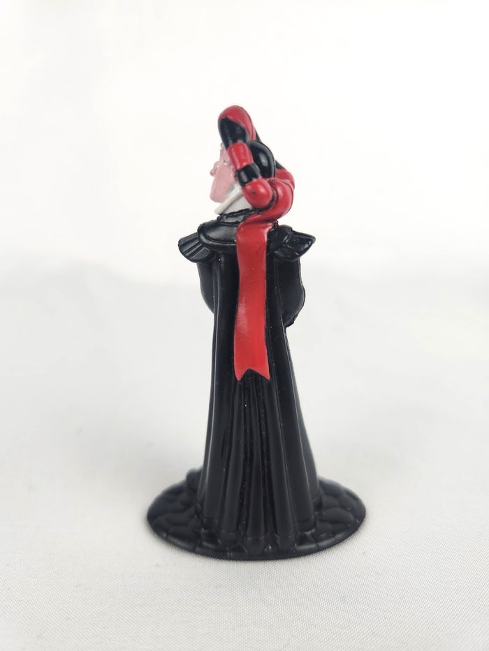 Figurine Claude Frollo - Le Bossu de Notre-Dame 1996 - Nestlé Disney - photo numéro 3