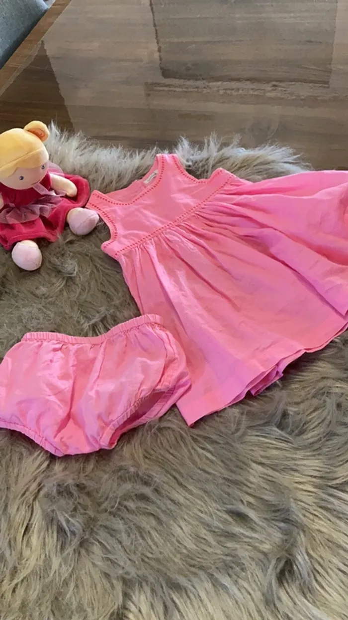 Lot 3 robes été 6 mois - photo numéro 5