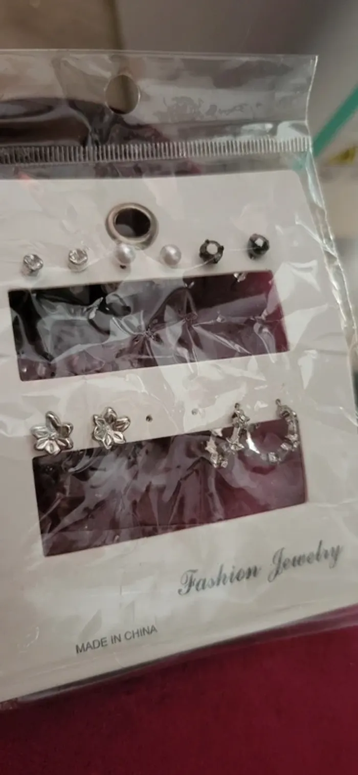 Lot de boucles d'oreilles - photo numéro 6