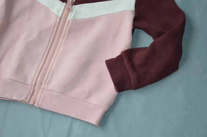 Sweat zippé à capuche Decathlon fille bordeaux rose 24-36 mois - photo numéro 3