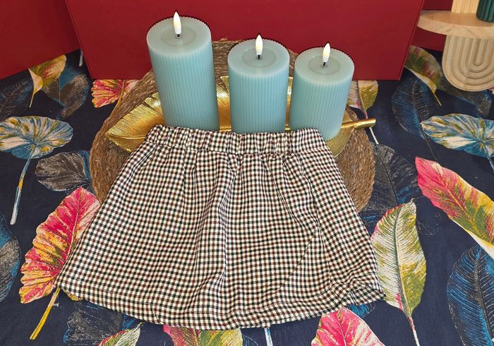 Jupe a carreaux marron 2 ans - photo numéro 2