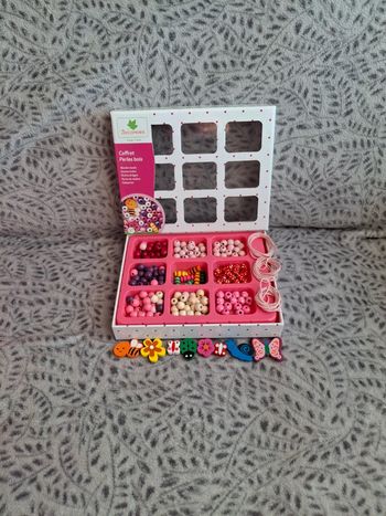 Coffret perles en bois