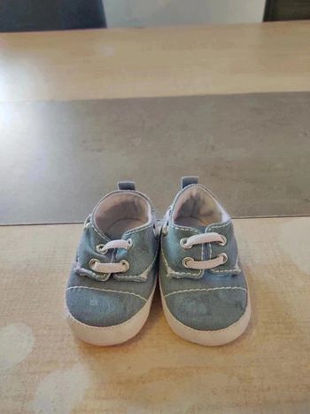 Chaussure taille 16