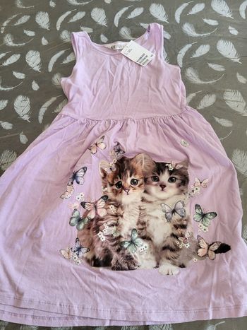 Robe neuve avec étiquette 🏷 taille 8 / 10 ans