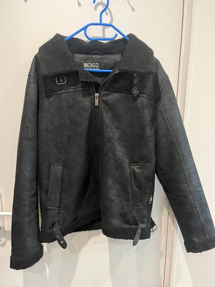 Veste d’hiver noir avec fourrure - photo numéro 2