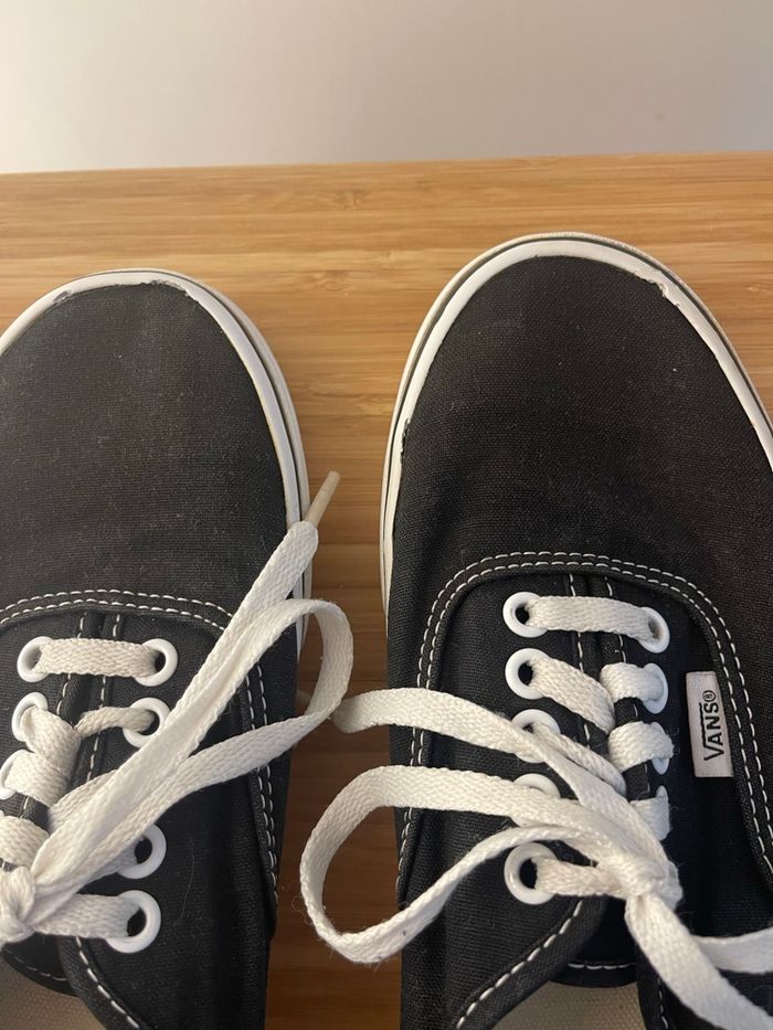 Baskets Vans noires et blanches - photo numéro 6