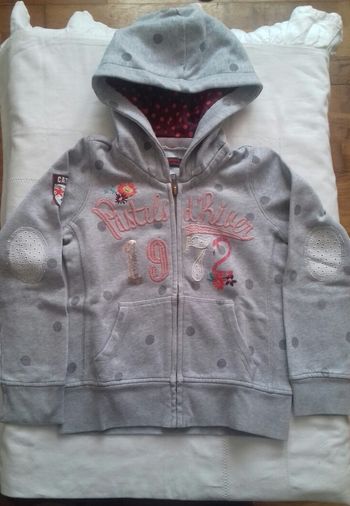 1 sweat à capuche fille 6 ans 