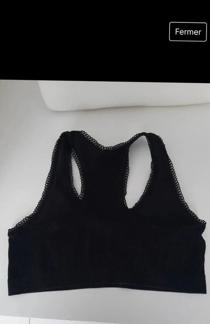 2 brassieres - photo numéro 3