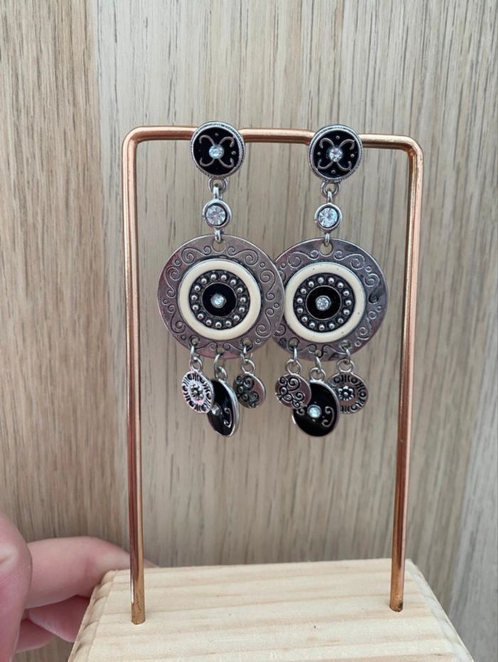 Boucles d'oreilles pendantes - photo numéro 2