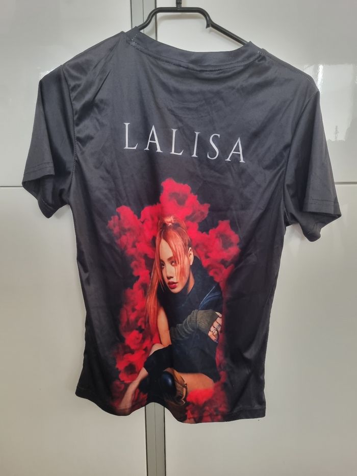 T-shirt Blackpink Lisa taille xxs - photo numéro 3