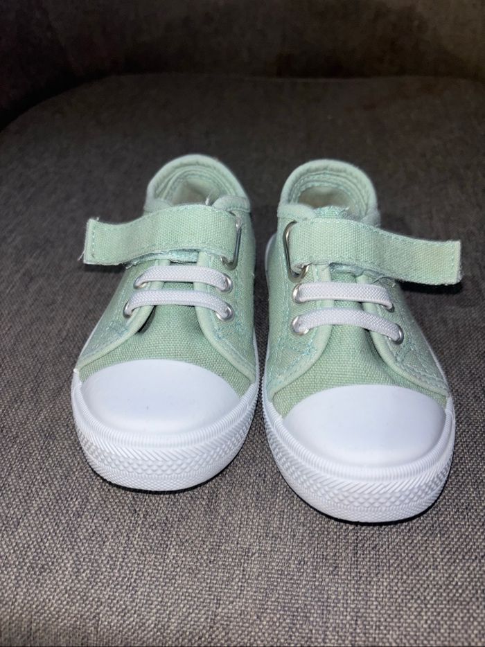 Chaussures P24
