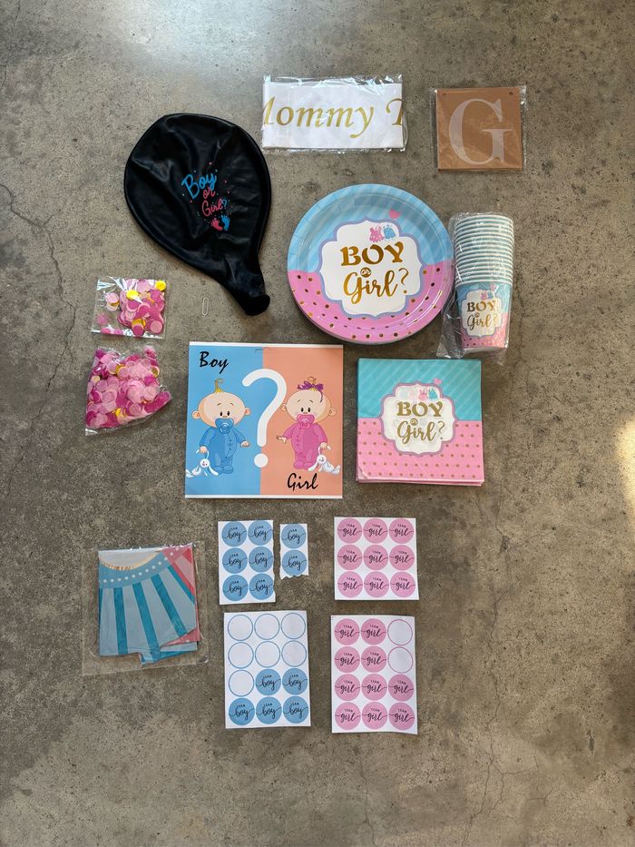 Lot gender reveal