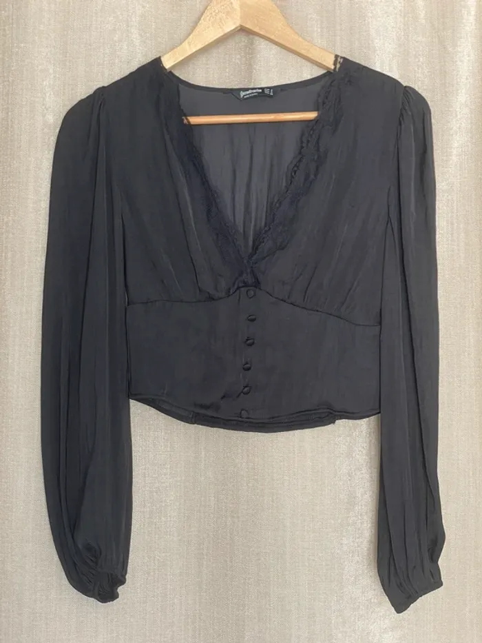 Blouse noire dentelle