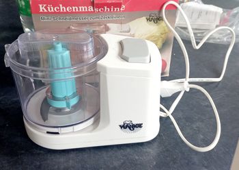 Petit hachoir électrique