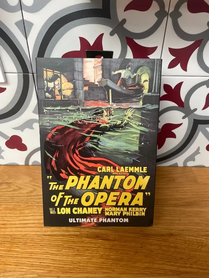 Figurine fantôme de l’opéra